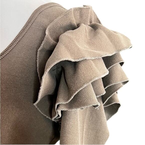 *NWT Tularosa Green Maeve Top and Skirt (Set) – Sz 4 - Picture 9 of 9